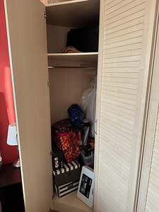 Magamistoa nurga riidekapp peegliga (3 foto / 7)