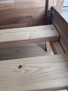 Täispuit voodi + täispuit öökapp+pocket vedrumadrats 80x200 (3 foto / 9)