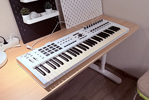 Arturia Essential Keylab MKIl 61 (2 foto / 3)