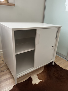 IKEA Trotten lükandustega kapp (2 foto / 3)