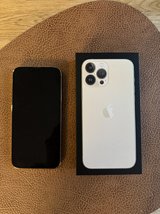 iPhone 13 Pro Max 256GB (2 foto / 4)