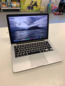 Macbook Pro 13 2015 Retina (1 foto / 5)