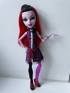 Monster high nukk / nukud LOE! (2 foto / 9)