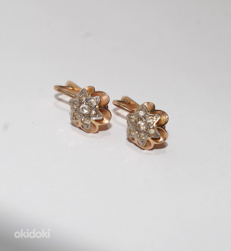 Золотые серьги 585 пробы 4.89 г