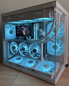Ryzen 7 9800X3D + RX 9070 XT | 2a. Garantii (1 foto / 3)