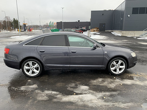 Audi A6 C6 3.2 188kw Quattro мануал (5 фото из 10)