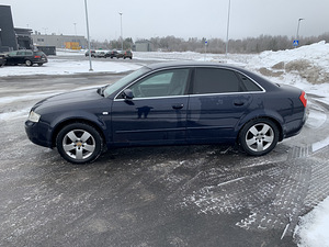 Audi A4 B6 1.9TDi 96kw TÜV 02.2024 (3 foto / 7)