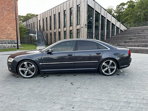 Audi A8 D3 4.2TDi 240kw (2 foto / 13)