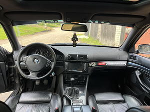 BMW E39 540i manuaal (13 foto / 15)