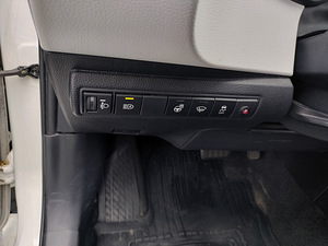Продам Toyota Corolla (3 фото из 12)