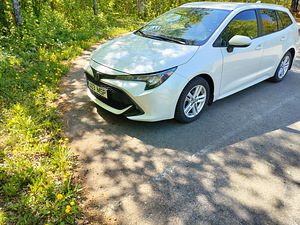 Продам Toyota Corolla (2 фото из 15)