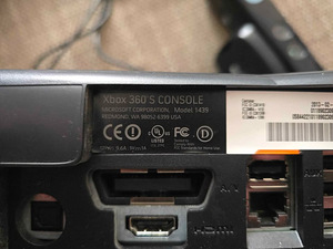 Xbox 360 S Kinect (3 foto / 3)