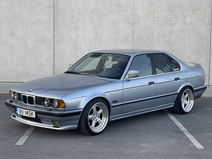 BMW E34 525i 141kw (3 foto / 9)