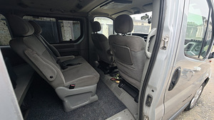 Opel Vivaro 1.9 R4 DTi 74kw (7 foto / 9)