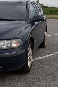 Volvo V70, 2000a, 2.5L 103kW, manuaal, diisel (2 foto / 15)