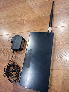 Ruuterid D-Link DSL-2750U ja Mikrotik RouterBoard 493AH (7 foto / 9)