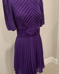 Karen Millen kleit, s.XS (3 foto / 3)