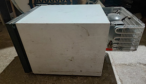 AUTOKÜLMIK Vibocold. Veoauto /matkaauto 12V/24V (2 foto / 3)