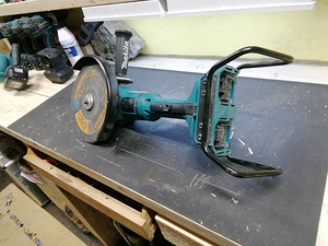 Makita (3 фото из 3)