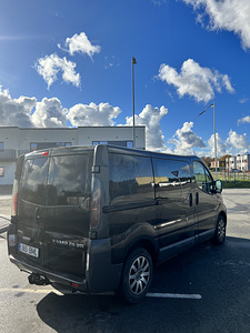 Opel Vivaro (3 foto / 5)