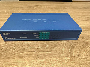 TRENDnet 8-pordine PoE switch (2 foto / 2)