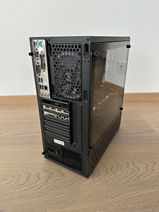 Gaming PC, i5-6500, 16GB RAM, GTX 1080 MSI Armor OC, 1TB SSD (9 foto / 9)