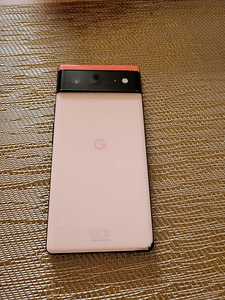 Google pixel 6 5g 128 gb ekraan ja korpus on veidi kriimud (3 foto / 3)