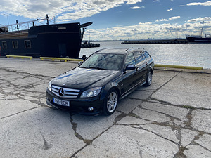 MERCEDES-BENZ C 320 4MATIC AMG PAKET AVANTGARDE (2 foto / 15)