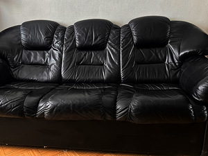 Диван и кресло (3 фото из 6)