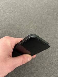 iPhone 13 128Gb (3 foto / 3)