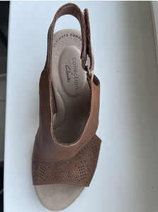 CLARKS ОБУВЬ (2 фото из 2)