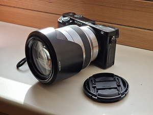 Sony E 18-200mm F3.5-6.3 OSS objektiiv (1 foto / 3)