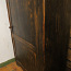 Старинный крепкий шкаф/гардероб в сельском доме периода EW (фото #2)