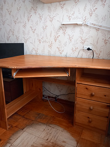 Kirjutuslaud (3 foto / 3)