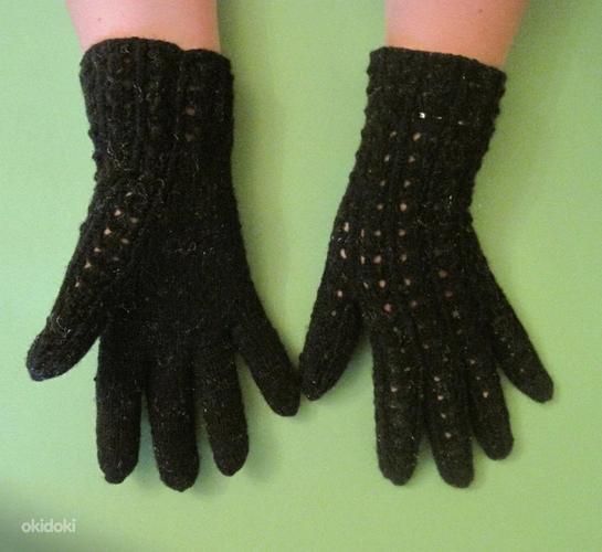 Ручное ажурное вязание шерстяные перчатки (фото #9)