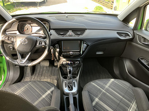 Opel Corsa (6 фото из 8)