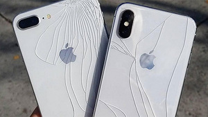 Apple 8/8 + X / XS / XSM / XR / 11P / M tagakaane asendamine (1 foto / 1)
