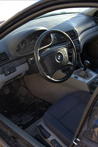 BMW 320D 1999 (4 фото из 5)