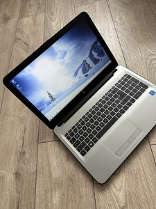 HP Notebook 15-ay010no (1 foto / 2)