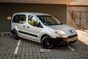 Peugeot Partner Tepee 1.6 HDI (2 foto / 14)