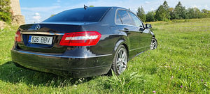 Mercedes benz w212 (7 foto / 15)