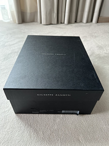 Giuseppe Zanotti jalatsid UUED 39,5 (6 foto / 6)