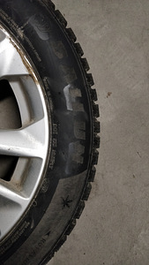 Nissan qashqai r17 veljed+ naastrehvid 215/60 (3 foto / 7)