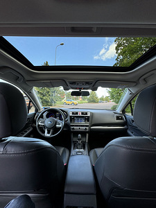 Subaru Outback Summit 2.5 129kW (5 foto / 13)