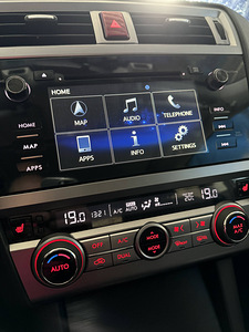 Subaru Outback Summit 2.5 129kW (8 foto / 13)