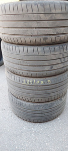19-дюймовые шины Michelin 235 40 zr 19 4 шт.
