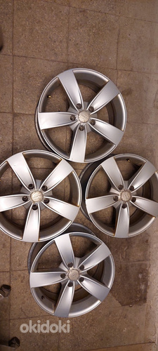 17 " veljed 5x114,3 7,5x17 et 35 kesk 67,1/60,1