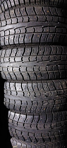 16 " Cooper naelrehvid 215 70 16 4tk (1 foto / 2)