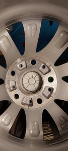 17 " BMW диски 5x120 17x7,5 et37 центр72 (3 фото из 3)