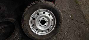 16" üksik velg 5x130 Goodyear rehviga 215 65 16C Renault (1 foto / 2)
